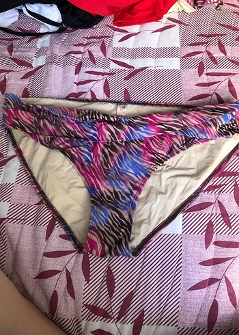 Kadın Çok Renkli Bağlama Desenli Bikini Altı