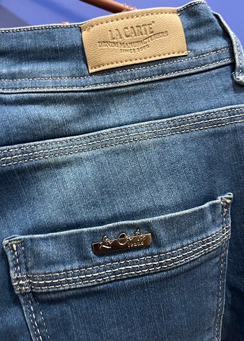 Mavi Renk Kadın Normal Kesim Midi Boy Kot Pantolon - Görsel 8