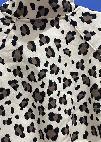 Leopar Desenli Sweatshirt - Görsel 4