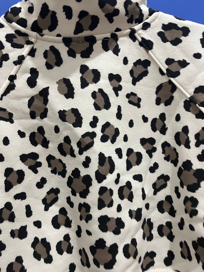 Leopar Desenli Sweatshirt - Görsel 4