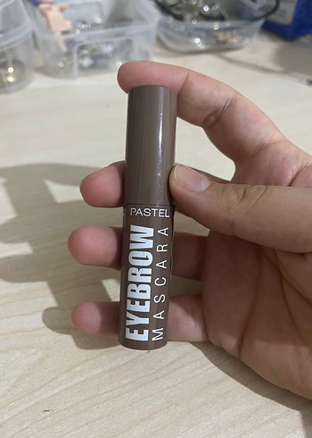 Pastel Kahverengi Kaş Maskarası - Görsel 2