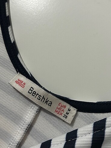 m Beden lacivert Renk BERSHKA MİNİ ELBİSE