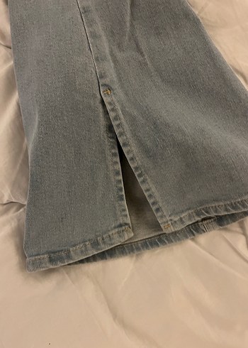 lcw ıspanyol paçası yırtık Kadın Kot Pantolon - Görsel 3