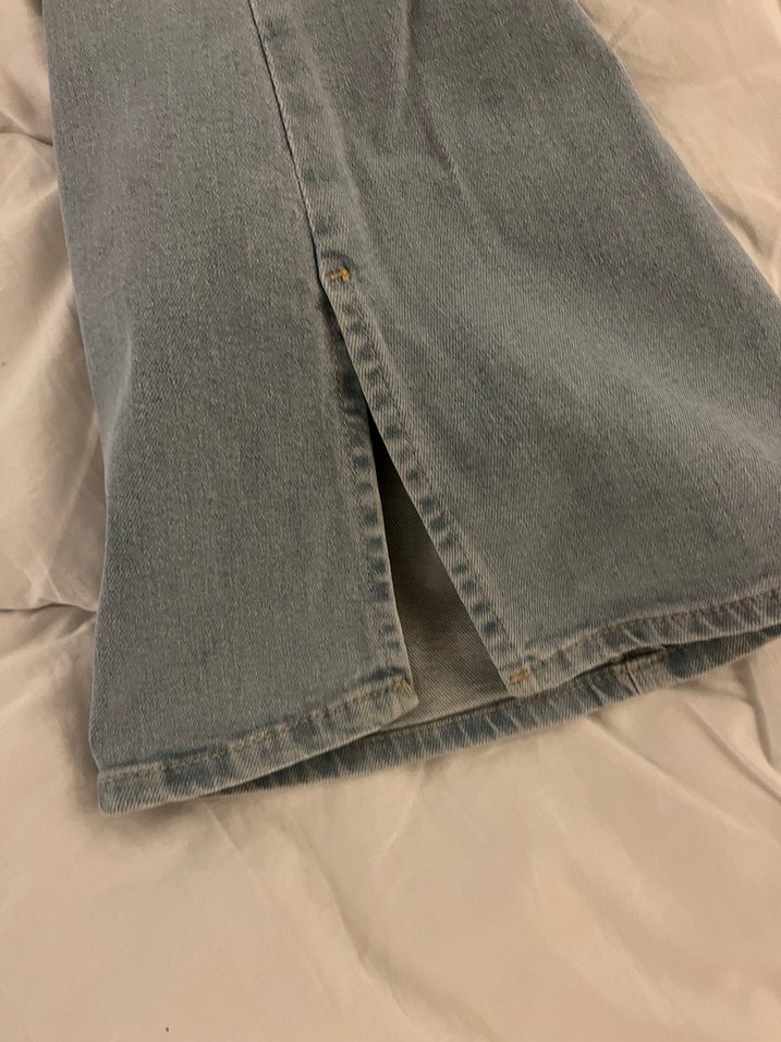 lcw ıspanyol paçası yırtık Kadın Kot Pantolon - Görsel 3