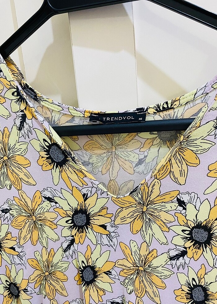 Çiçekli elbise - Görsel 3