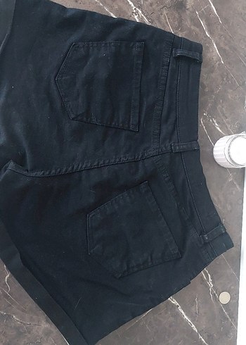 Defacto Nakışlı Siyah Mini Denim Şort