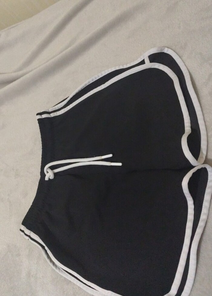 Şort Siyah - Görsel 3