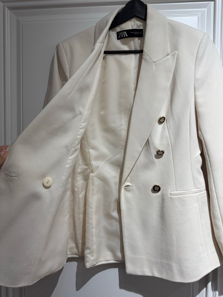 Beyaz Düğmeli Kadın Blazer Ceket - Görsel 2