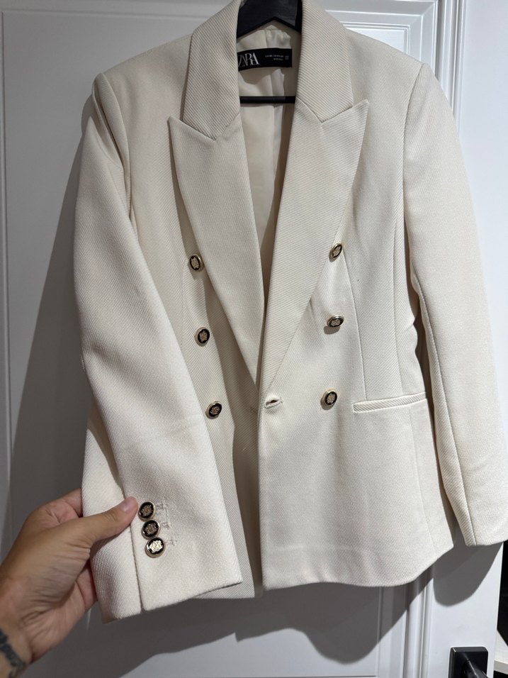 Beyaz Düğmeli Kadın Blazer Ceket - Görsel 4