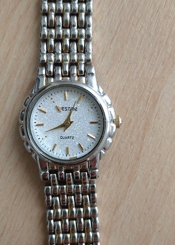 Swatch Kadın Gri Metal Kordonlu Saat