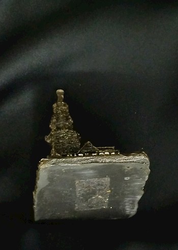 Altın Renkli İstanbul Figür kız kulesi - Görsel 3