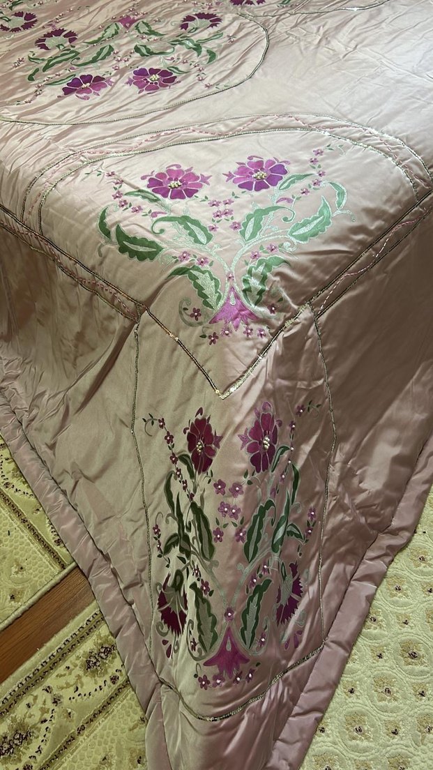 El boyaması yatak örtüsü sıfır hıc kullanılmamış - Görsel 2