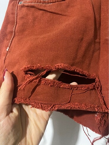Bershka Kısa şort