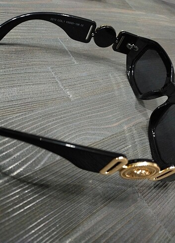 Versace Siyah gözlük 