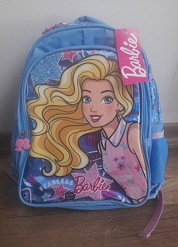 Barbie okul çantası