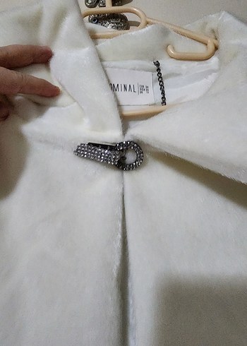 Beyaz Kürklü bolero - Görsel 3