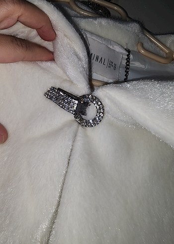 Beyaz Kürklü bolero - Görsel 4