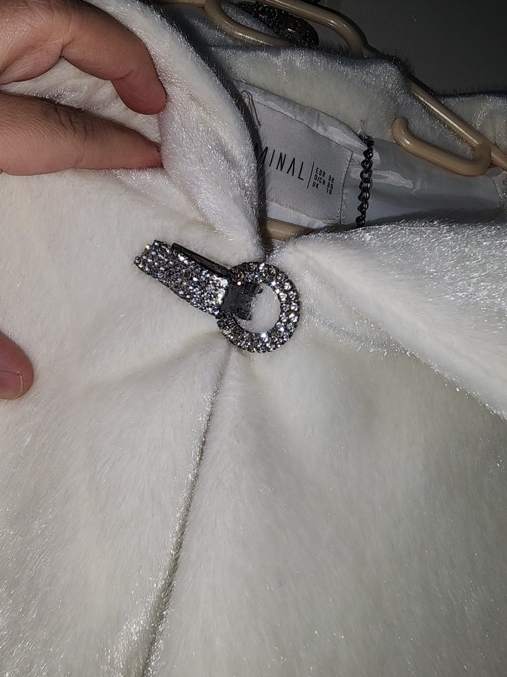 Beyaz Kürklü bolero - Görsel 4