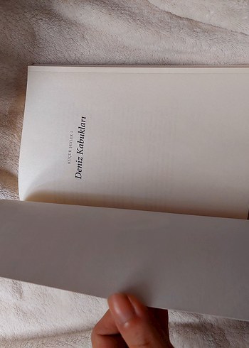 Üstün Dökmen - Deniz Kabukları Şiir Kitabı - Görsel 5