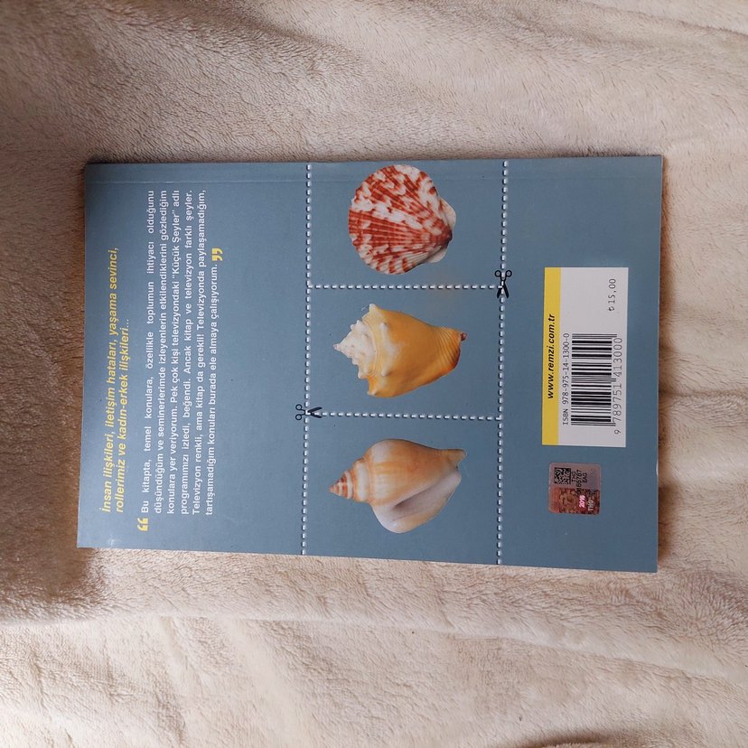 Üstün Dökmen - Deniz Kabukları Şiir Kitabı - Görsel 2