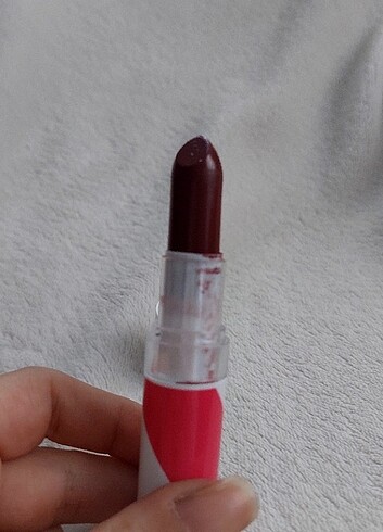 Beden bordo Renk Avon Colortrend Ruj