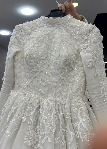 Uzun Kollu Yüksek Yakalı Beyaz Prenses Gelinlik - Görsel 2