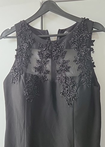 Boncuk İşlemeli Siyah Midi Elbise - Görsel 2