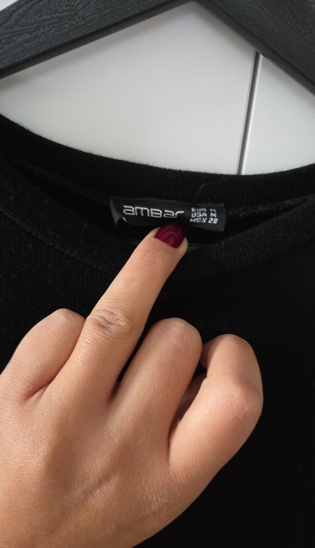 Dantel Detaylı Siyah Midi Triko Elbise - Görsel 3