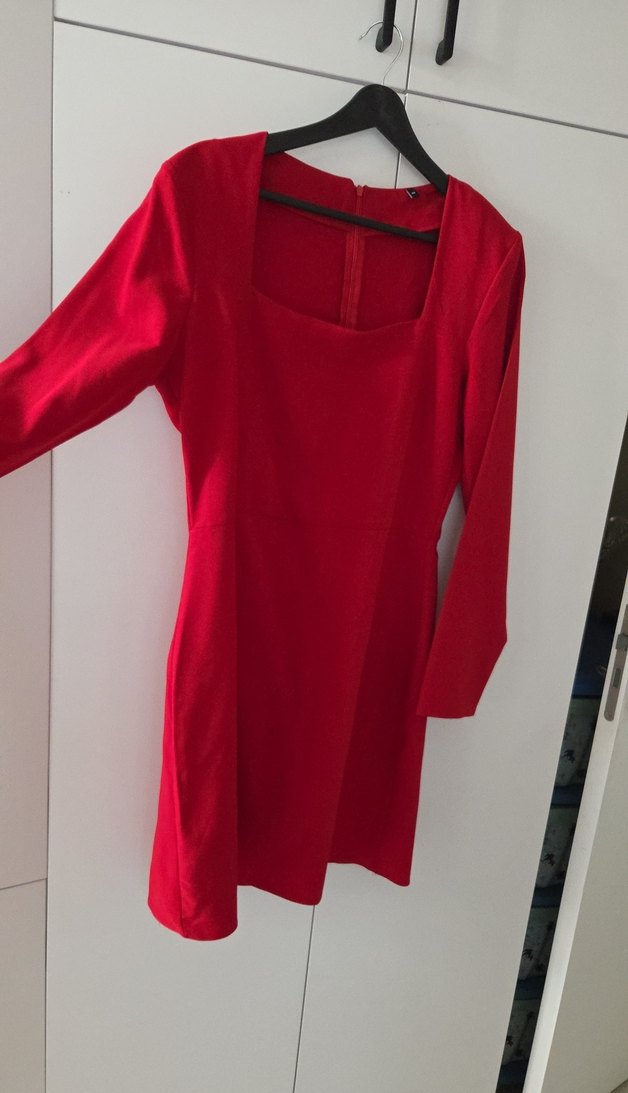 Kırmızı V Yaka Uzun Kollu Midi Elbise - Görsel 2