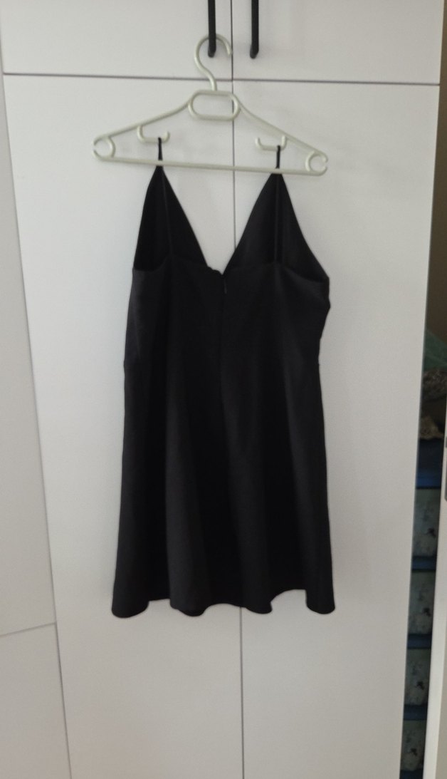 Siyah V Yakalı Midi Drapeli Kadın Elbise - Görsel 3