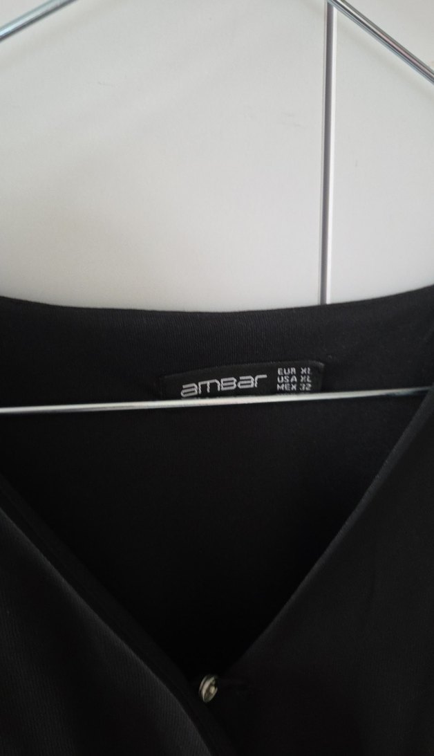 Siyah V Yaka Uzun Kollu Midi Elbise - Görsel 3