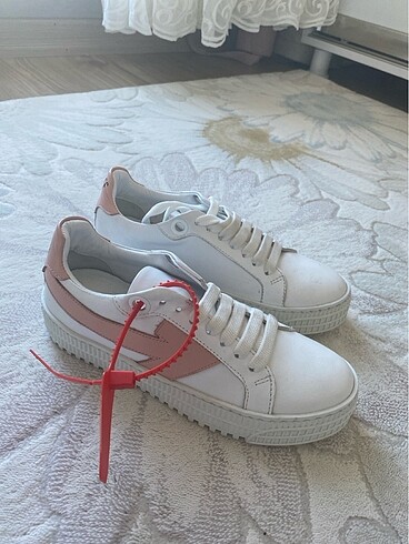 OFF WHITE BEYAZ SPOR AYAKKABI