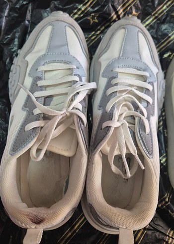 Beyaz Gri Bağcıklı Spor Kadın Sneaker - Görsel 3