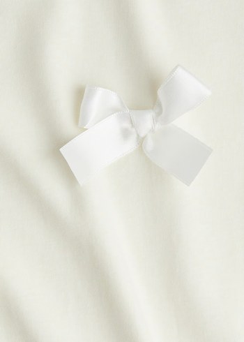 H&M fiyonklu tişört - Görsel 2