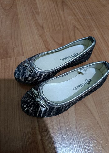 Kız Çocuk Pilili Bej Bale Düz Ayakkabı - Görsel 2