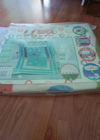 Çocuklar için çok renkli baskılı yumuşak battaniye - Görsel 2