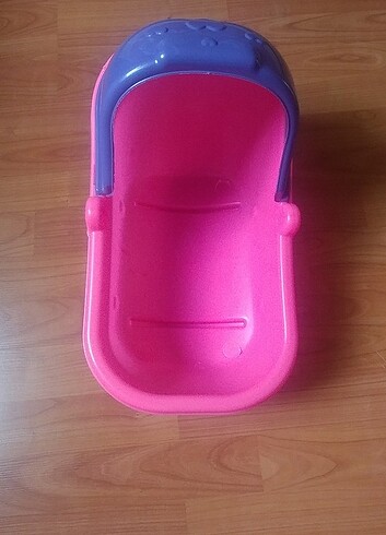 İki beşik bir bez bebek - Görsel 5