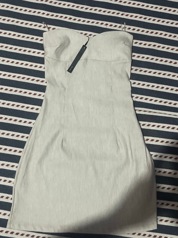 Ekru Straplez Mini Elbise bershka — görsel 2/4
