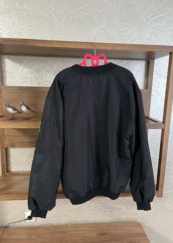 Siyah Yüksek Yakalı Fermuarlı Kadın Ceket - Görsel 3