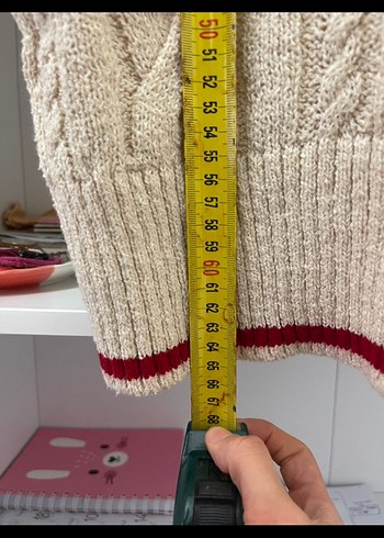 V Yaka Kırçıllı Örgü Süveter - Görsel 3