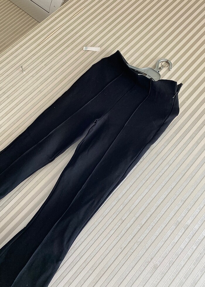 Stradivarius tayt pantolon - Görsel 4
