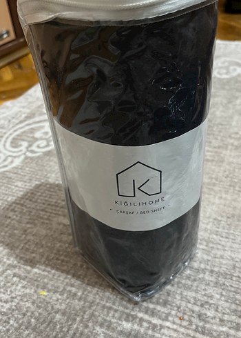 KigiliHome gri Baskılı çift kişilik çarşaf rengi koyu gridir.