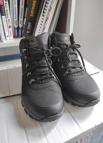 Skechers Su geçirmez kar botu