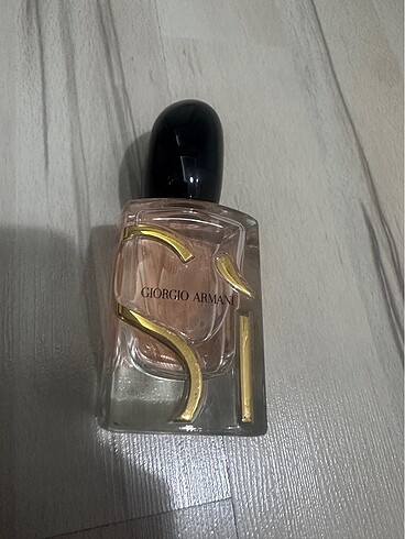 Armani si