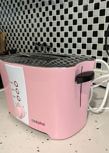 Karaca Pastel Pembe Tost Makinesi ve Ekmek Kızartıcı