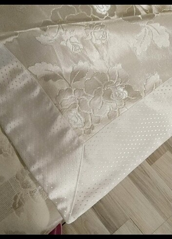 Beden Çift kişilik çok şık yatak örtüsü