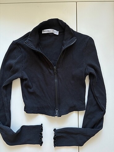 bershka sporcu crop ceket