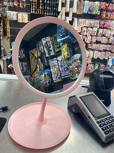 Diğer Ayna pembe