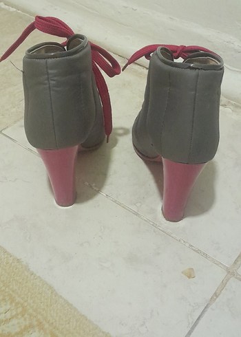 Gri Avant-Garde kadın Ayakkabı Bağcıkları - Görsel 2