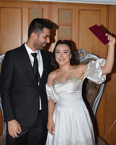 s Beden beyaz Renk Romance
